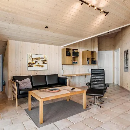 Sivsangervaenget Tarm * Tarm